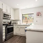 Palisades By The Bay Whole House Rental!